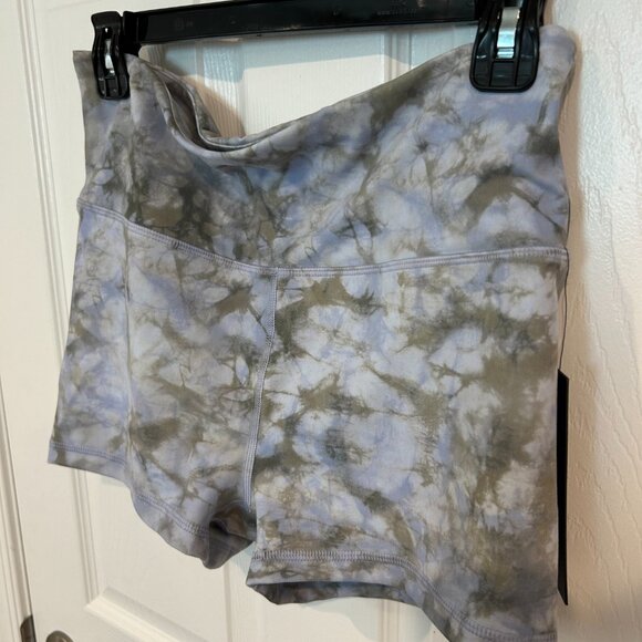 Mono b NWT active shorts,  ocean tie-dye L - Picture 3 of 7